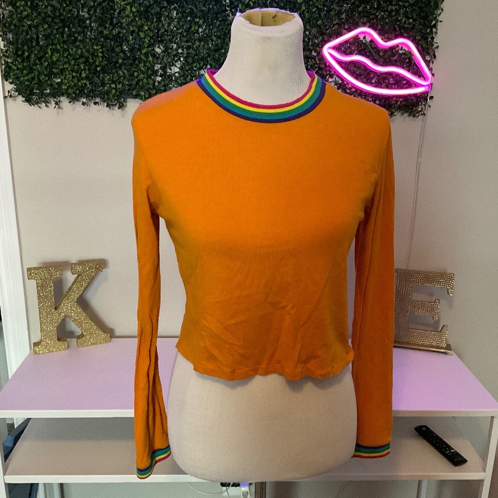Ladies long sleeved cropped tee - size L